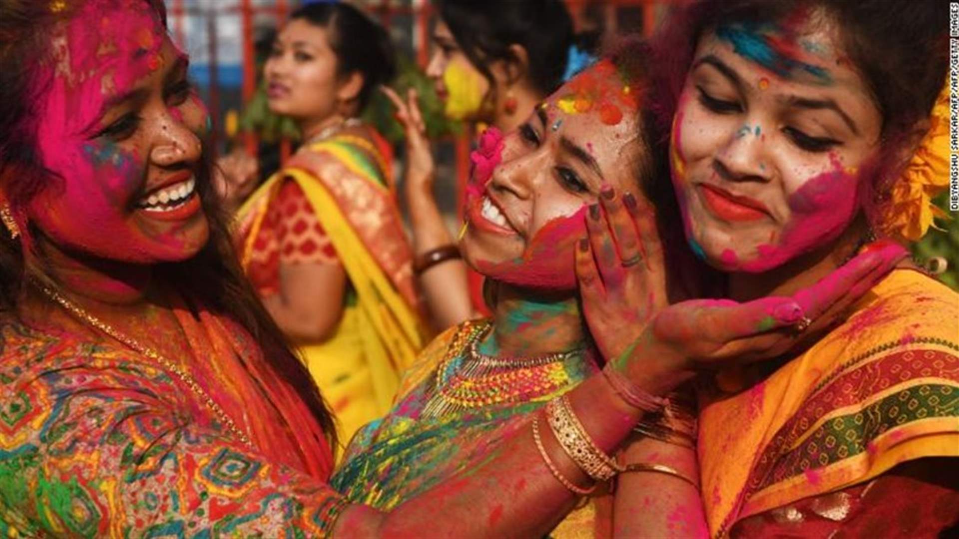 [PHOTOS] Why India celebrates Holi Festival?