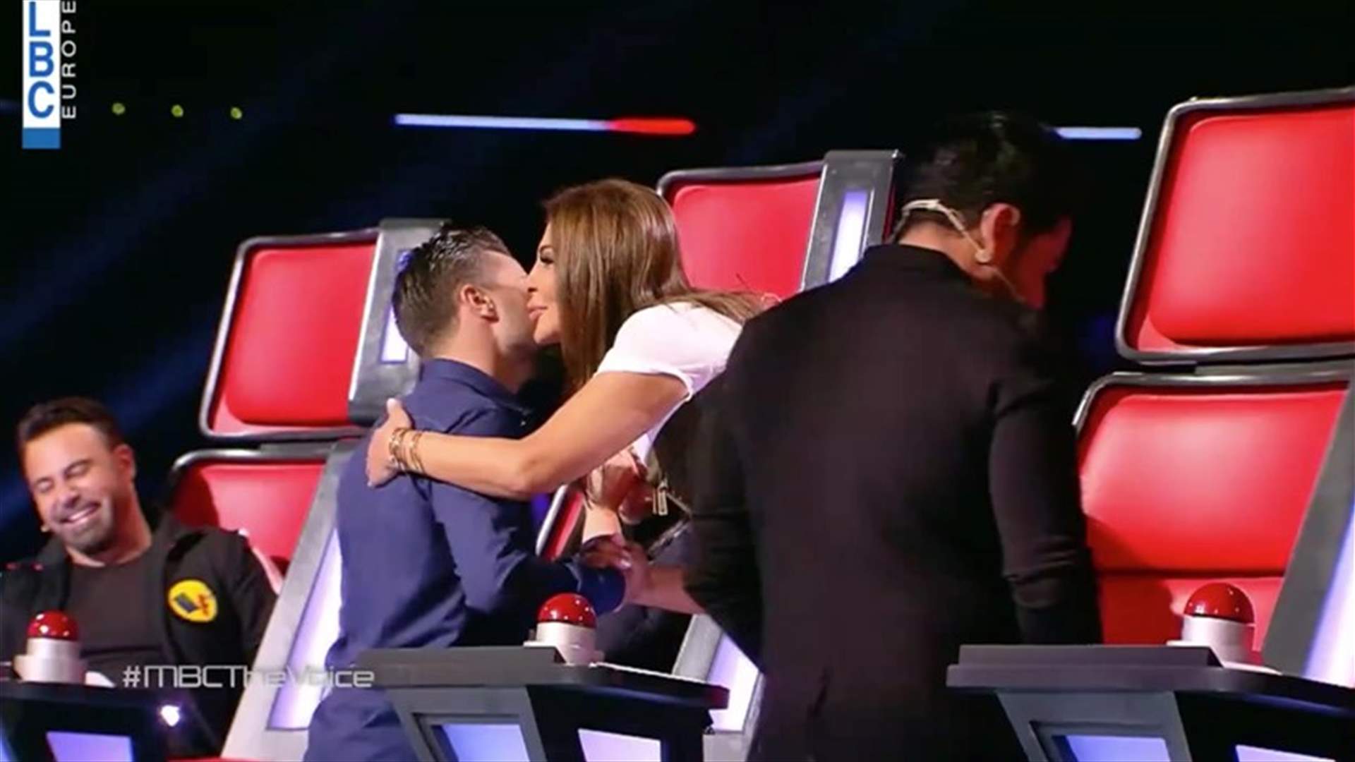 بالفيديو – من هو الشاب السوري الذي قدّمت له إليسا قلبها في The Voice؟