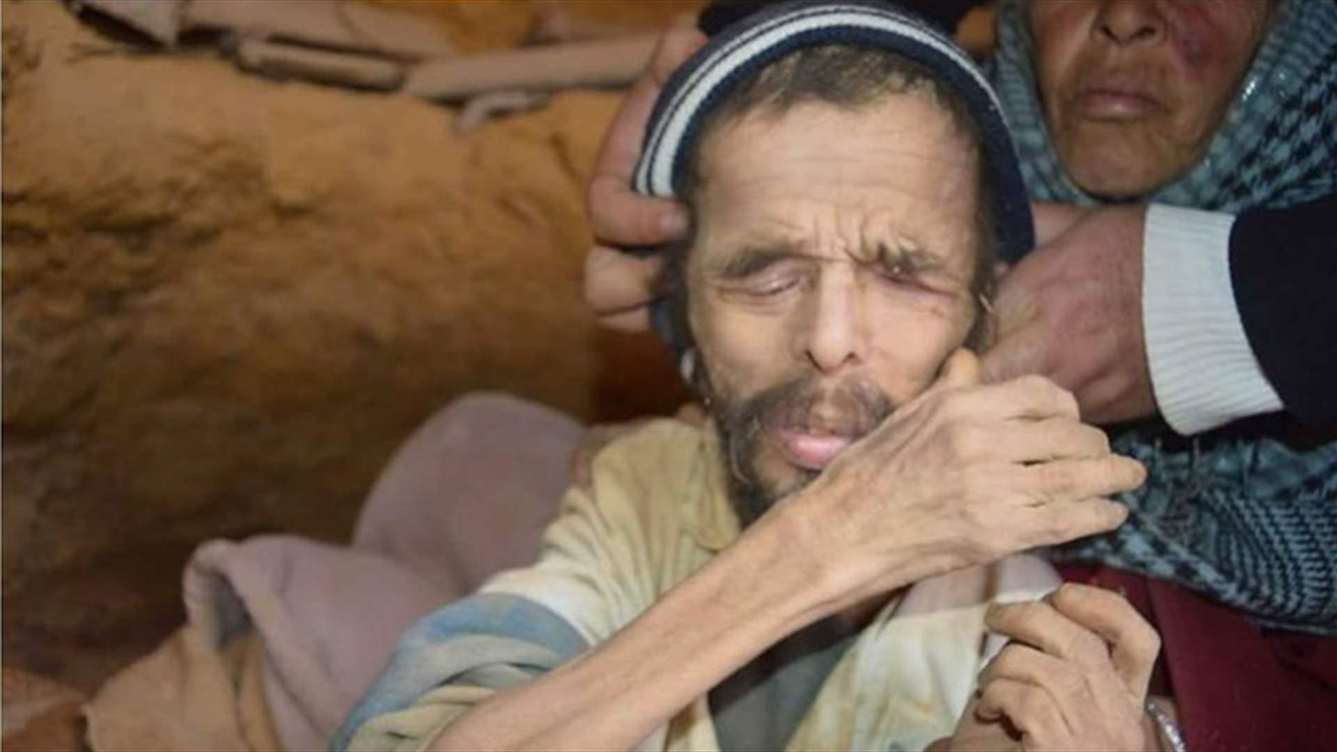 عمره 50 عاماً ووزنه 8 كيلوغرامات...احتجزته شقيقته 15عاماً!