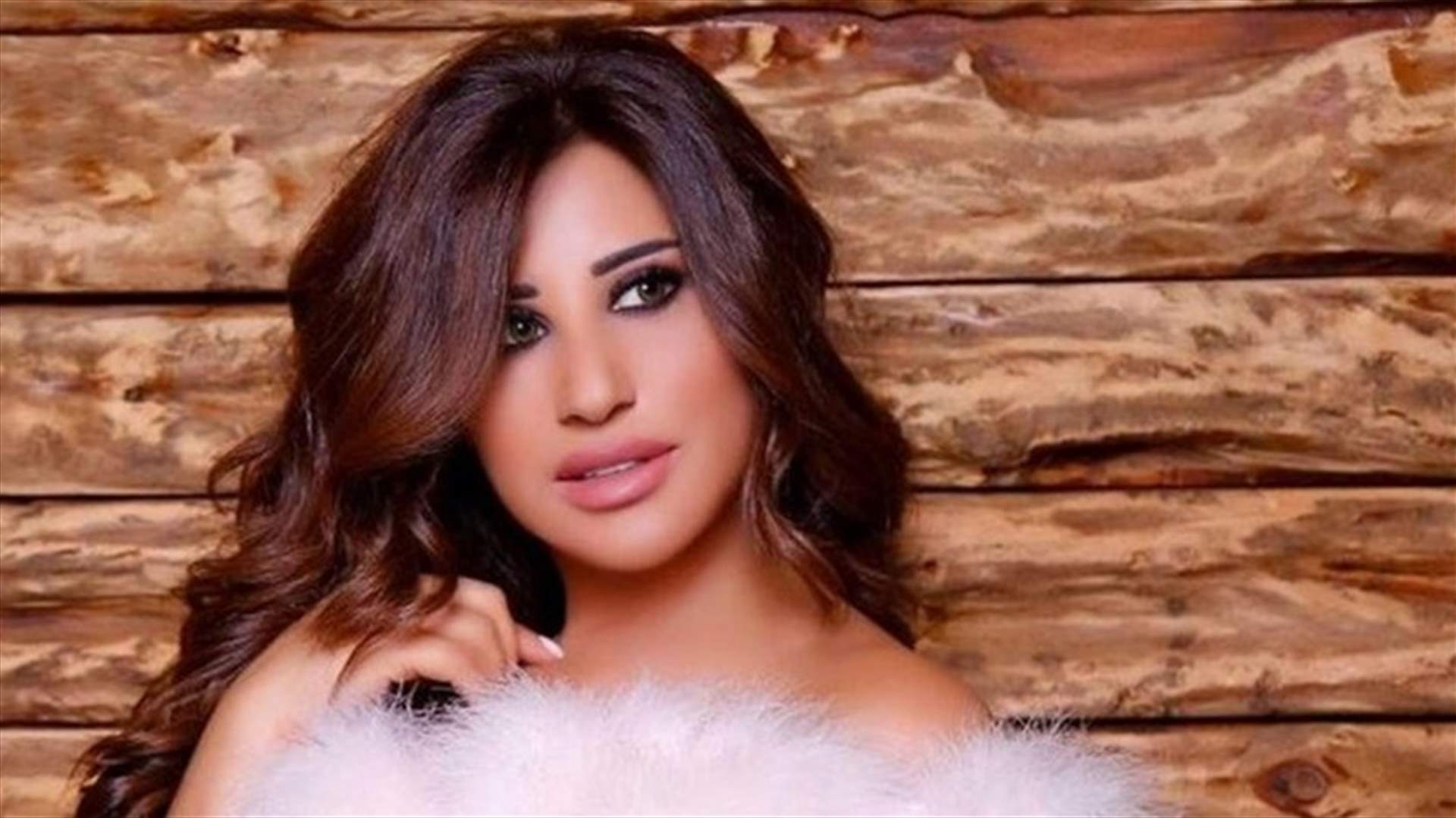 بالفيديو – نجوى كرم تحدّت الصعوبات لتحيي حفلها في كندا... ما الذي حصل معها؟