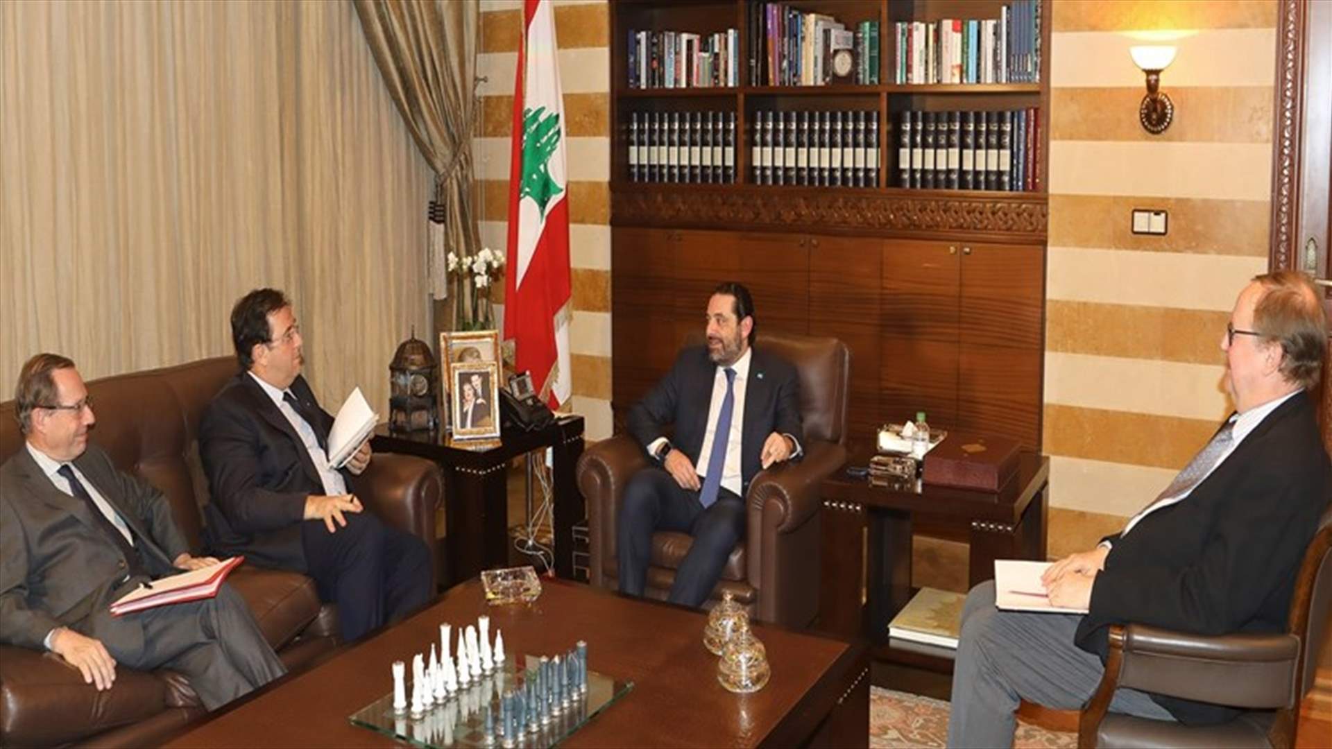مبعوث الرئاسة الفرنسية للإعداد لـ"سيدر" من بيت الوسط: هذه الحكومة بدأت فعلا بالإصلاحات