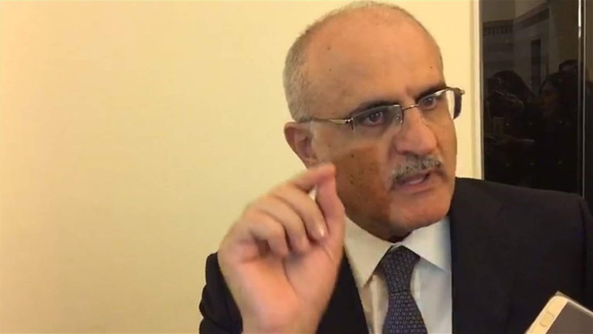 حسن خليل: أضحكني وأحزنني الى أي مستوى يغش وزير نفسه والنَّاس باللعب على الكلام