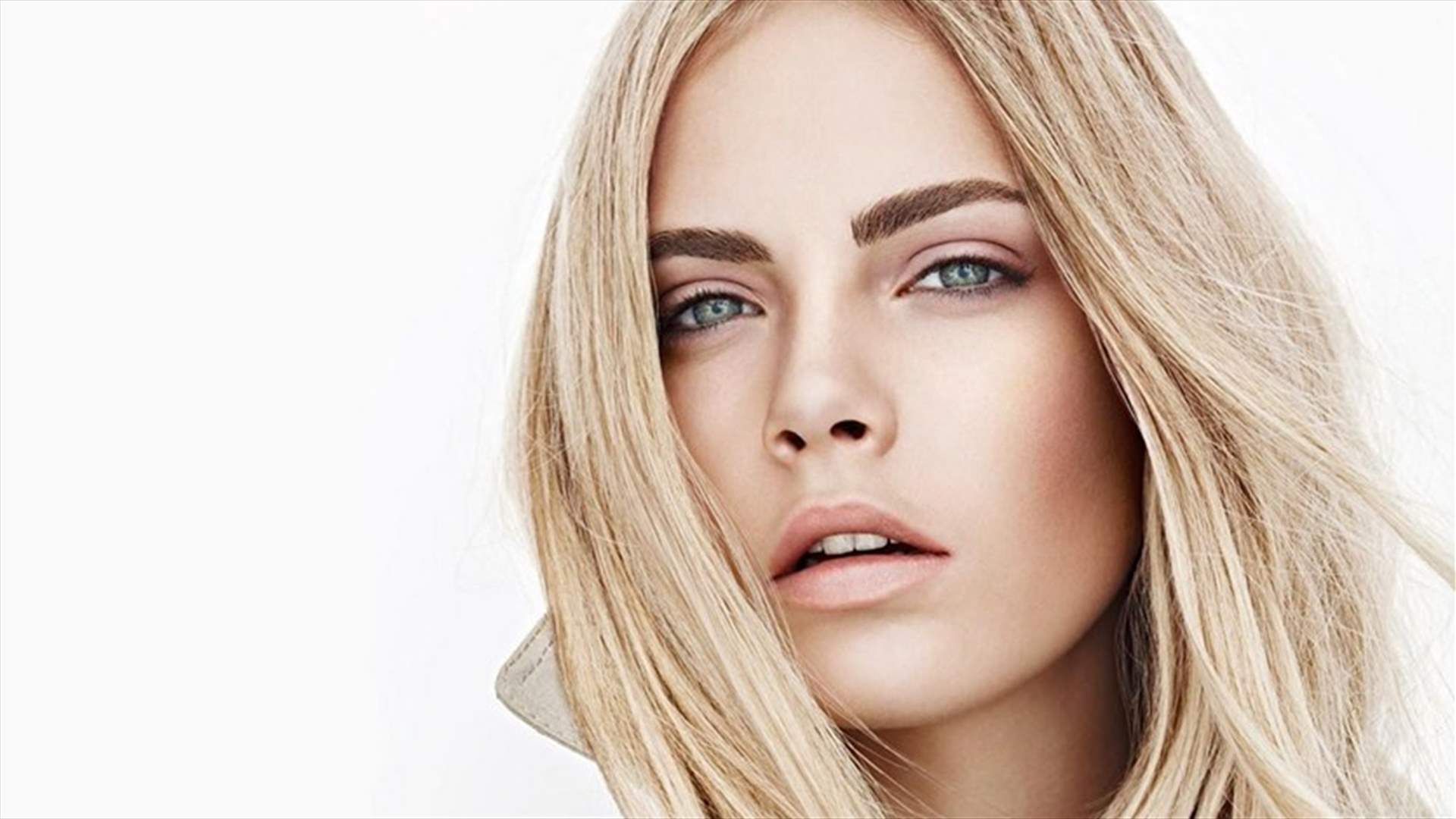 بالصور - صيحة الحواجب المرصّعة تجتاح عالم الجمال!