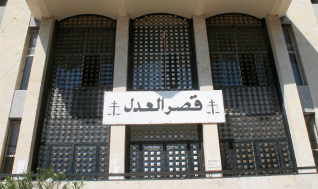 الاخبار - القضاة يتوجهون لمقاطعة الانتخابات
