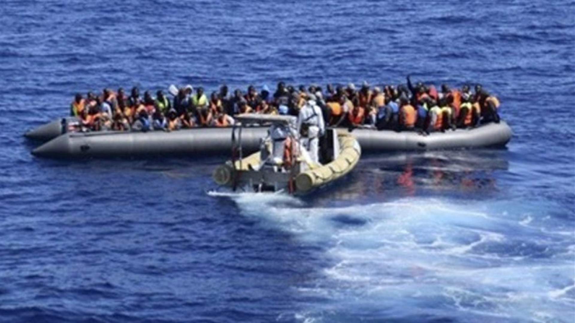 Hundreds of migrants picked up between Libya and Italy