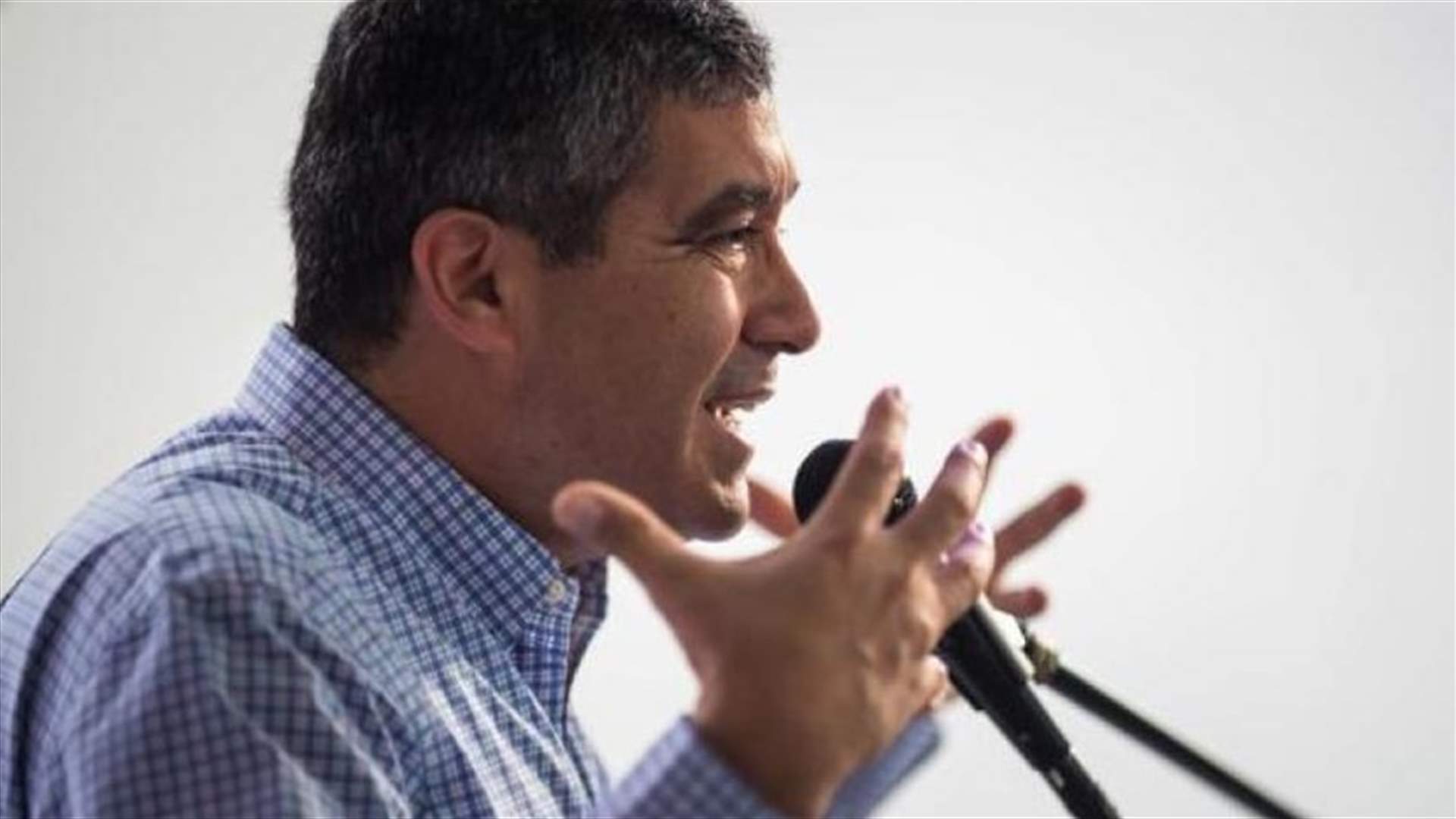 اعتقال وزير سابق في فنزويلا بتهمة التآمر على الجيش