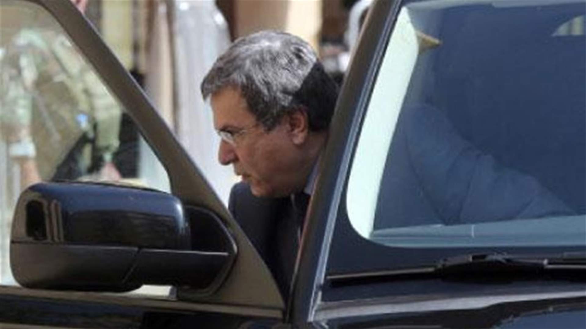 الاخبار: "عجيبة" التيار...مرشّحان حزبيّان لمقعد واحد!