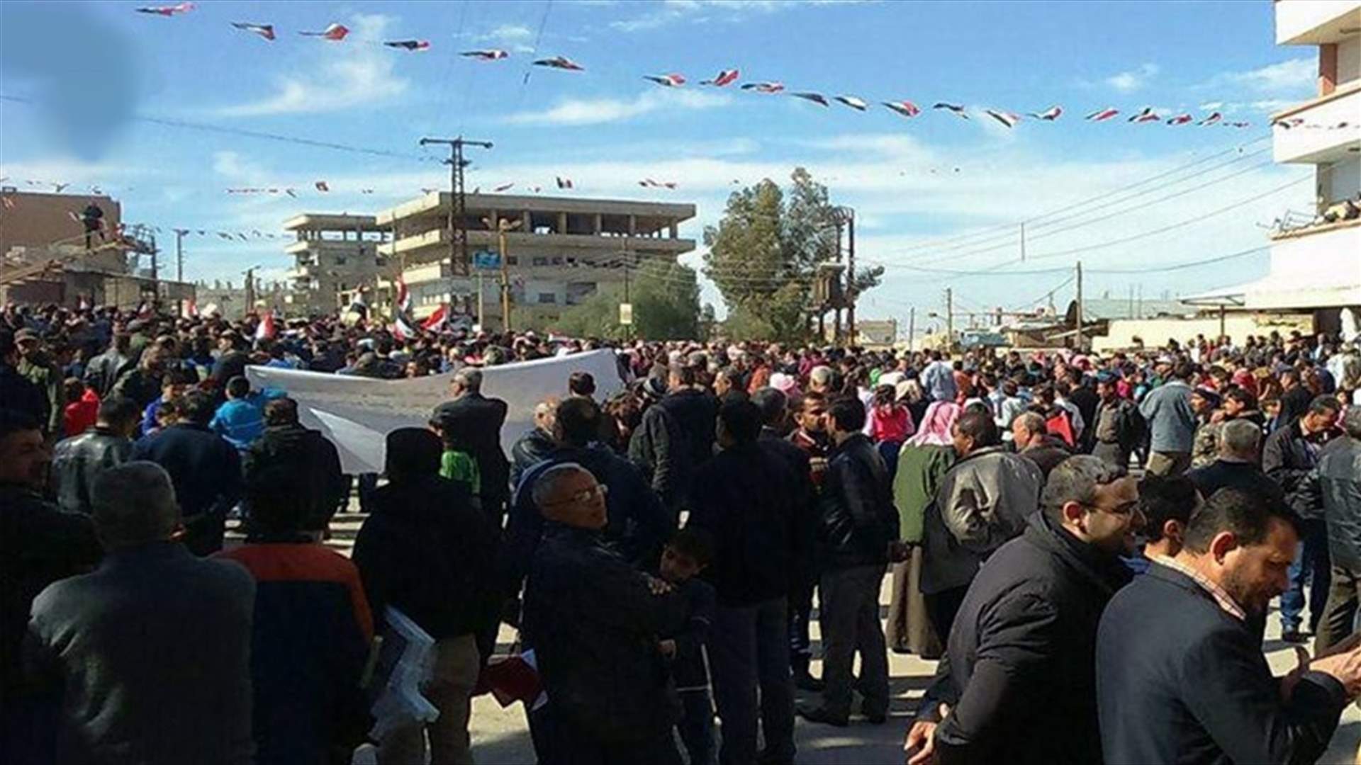 اهالي كفربطنا في الغوطة الشرقية نجحوا في طرد المجموعات الارهابية