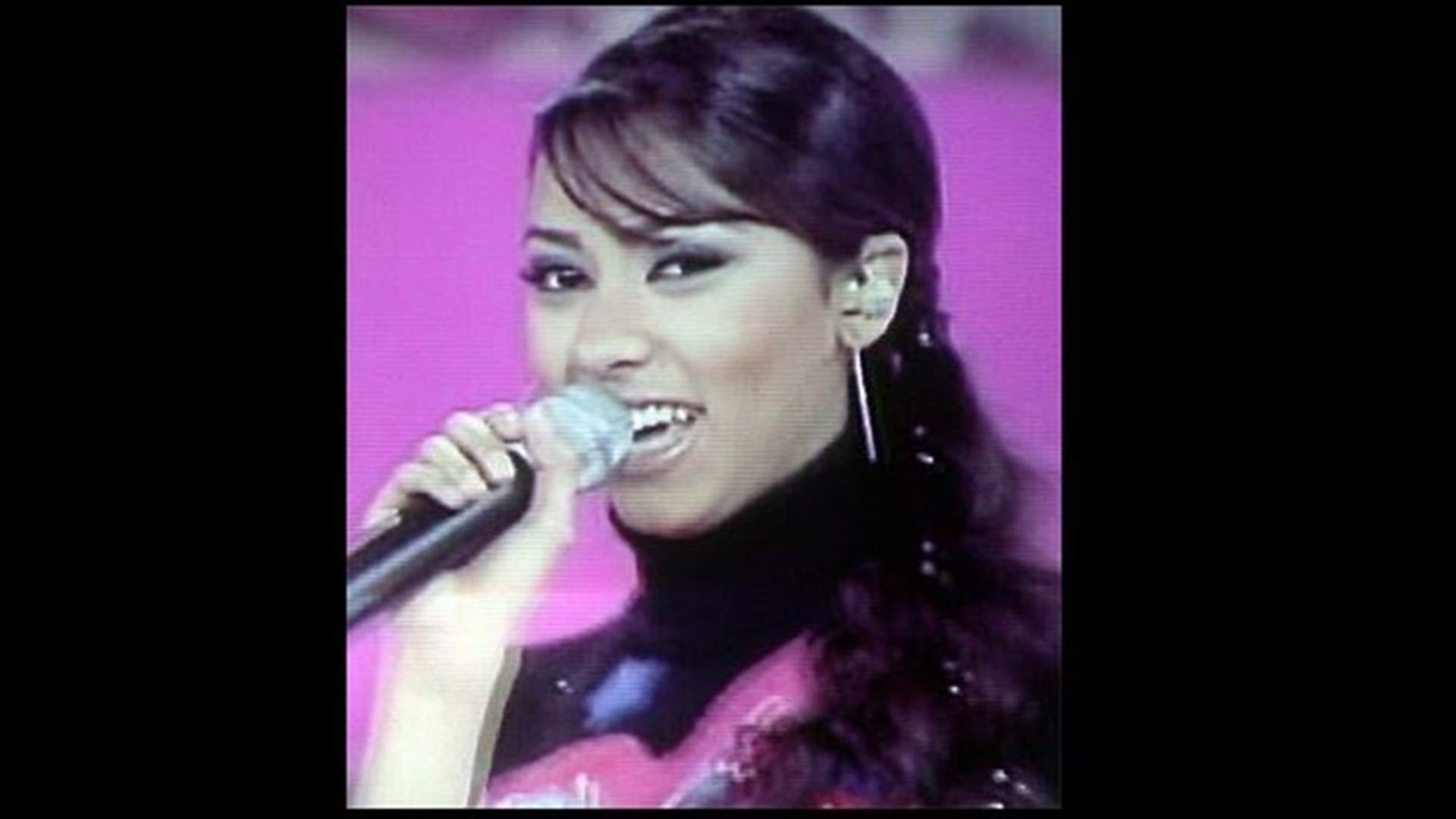 بالفيديو – هكذا أصبحت نجمة ستار أكاديمي زيزي عادل اليوم... وهذه أغنيتها في عيد الأمّ!