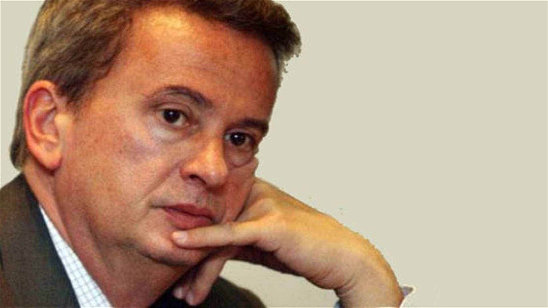 الأخبار - سلامة ينقل البارودة: من "الهندسات" الى "باريس 4"