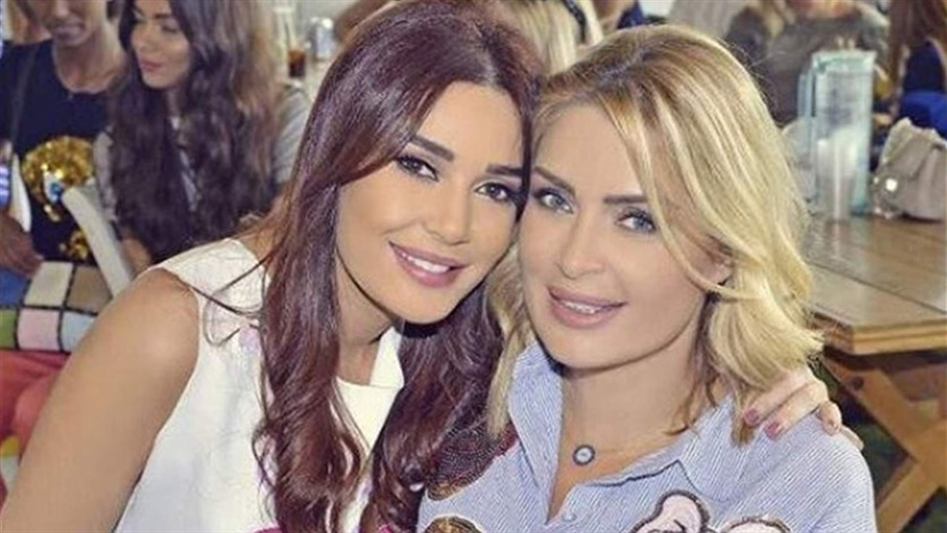 شقيقة سيرين عبدالنور تشعل الإنترنت.. صور "خالتو" سابين مع كريستيانو وتاليا