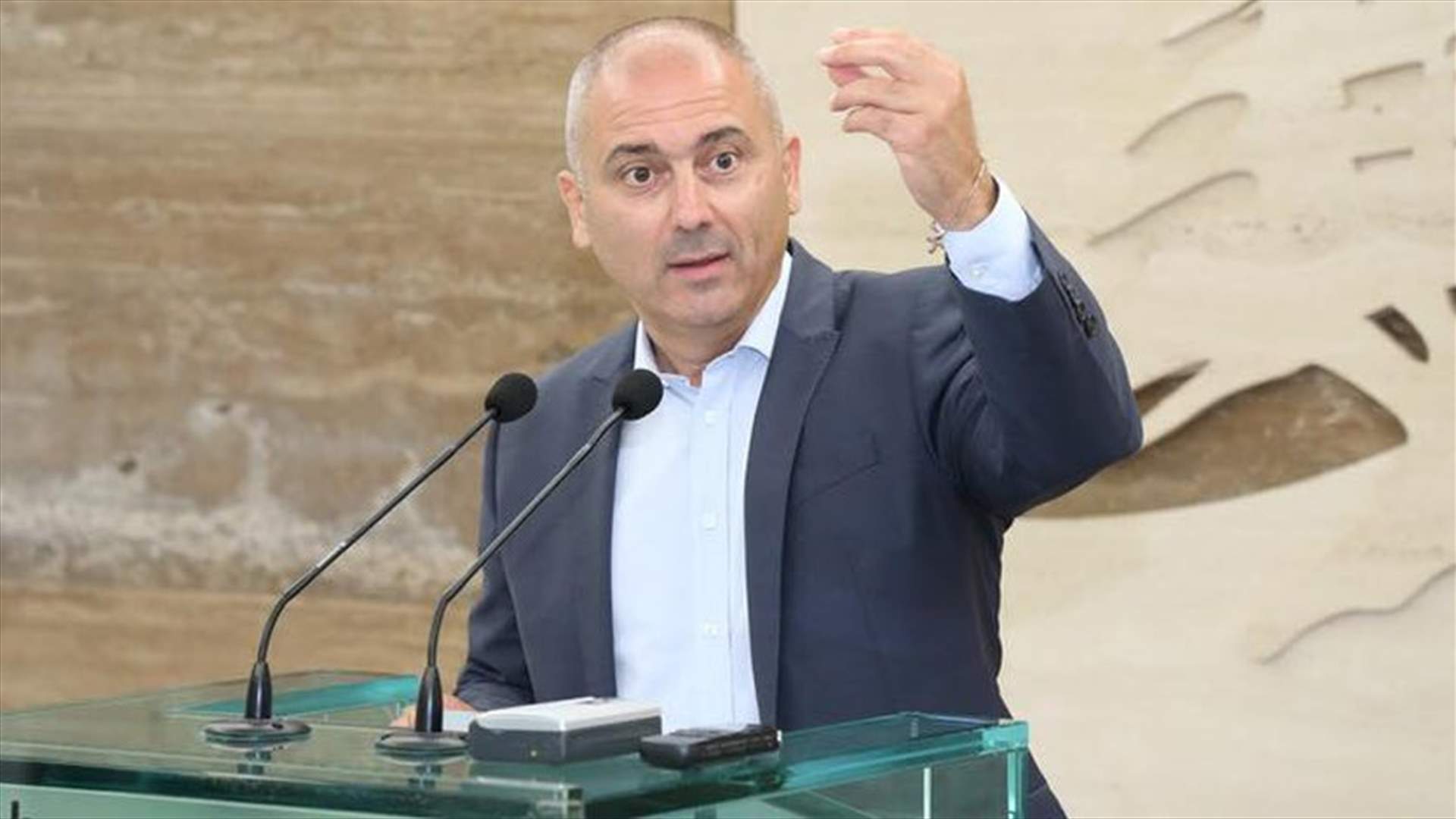 إيلي محفوض يعلن انسحابه من السباق الإنتخابي