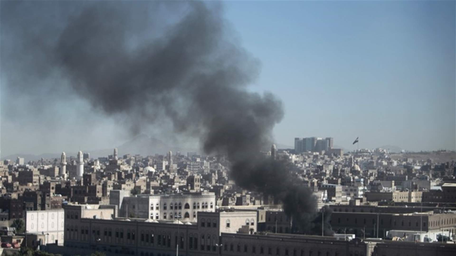 Nine soldiers, five militants killed in attack on elite Yemeni force