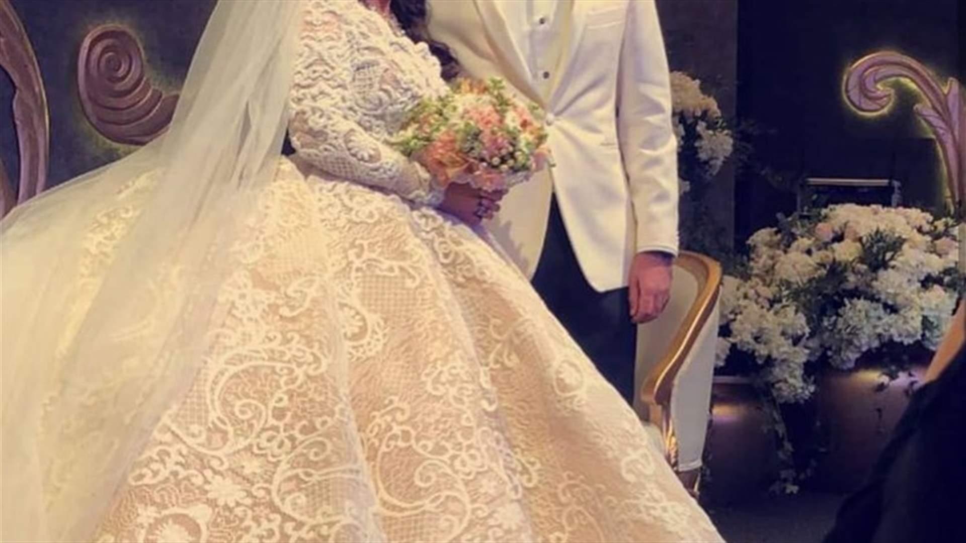 بالفيديو - نجمة عربية تركت زوجها خلال شهر العسل.. لسببٍ خارجٍ عن إرادتها