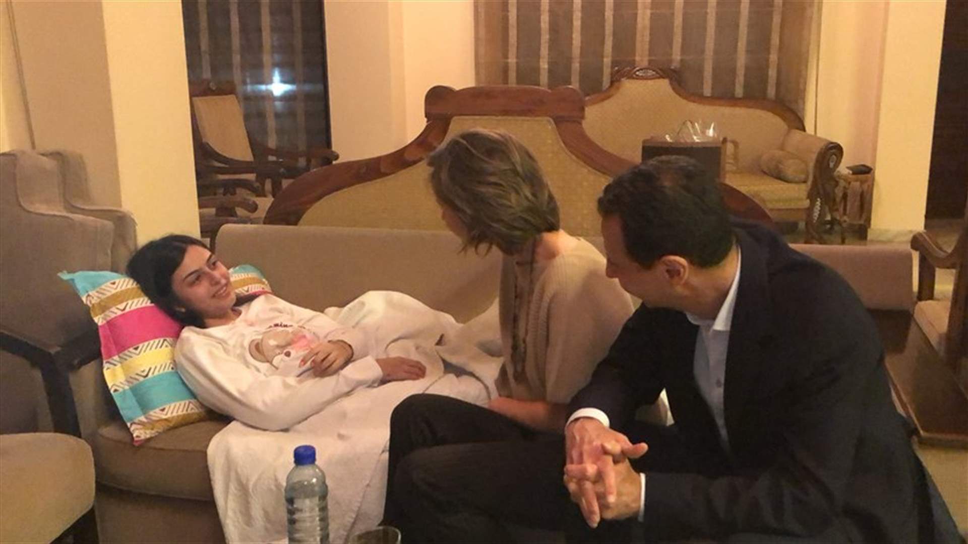 بالصورة - الأسد وزوجته زارا كريستين... من هي هذه الفتاة؟