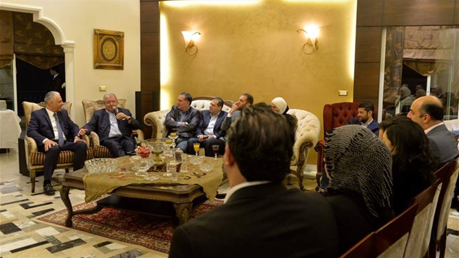 المشنوق: نحن مع الرئيس بري والتجديد له غير خاضع للنقاش