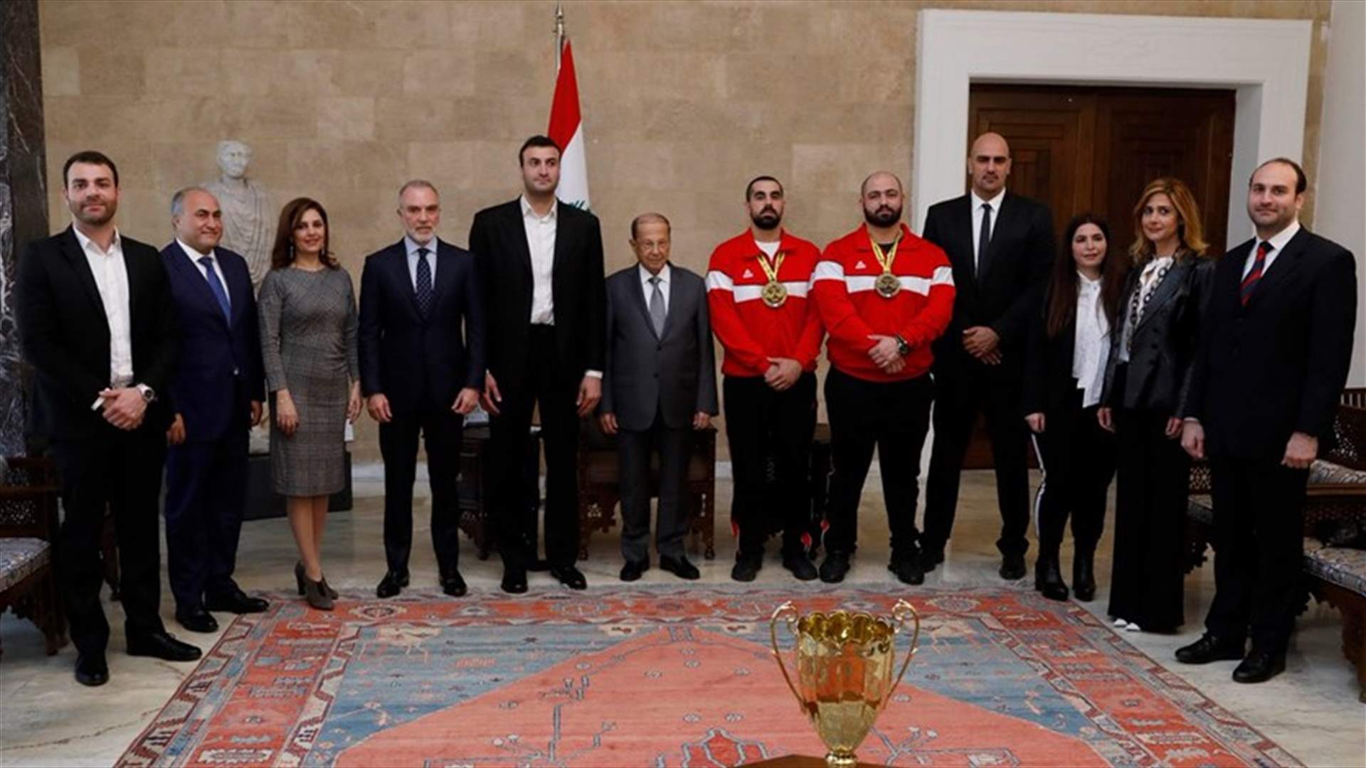 الرئيس عون استقبل وفداً من الاتحاد اللبناني لرياضة مصارعة الذراع - الكباش