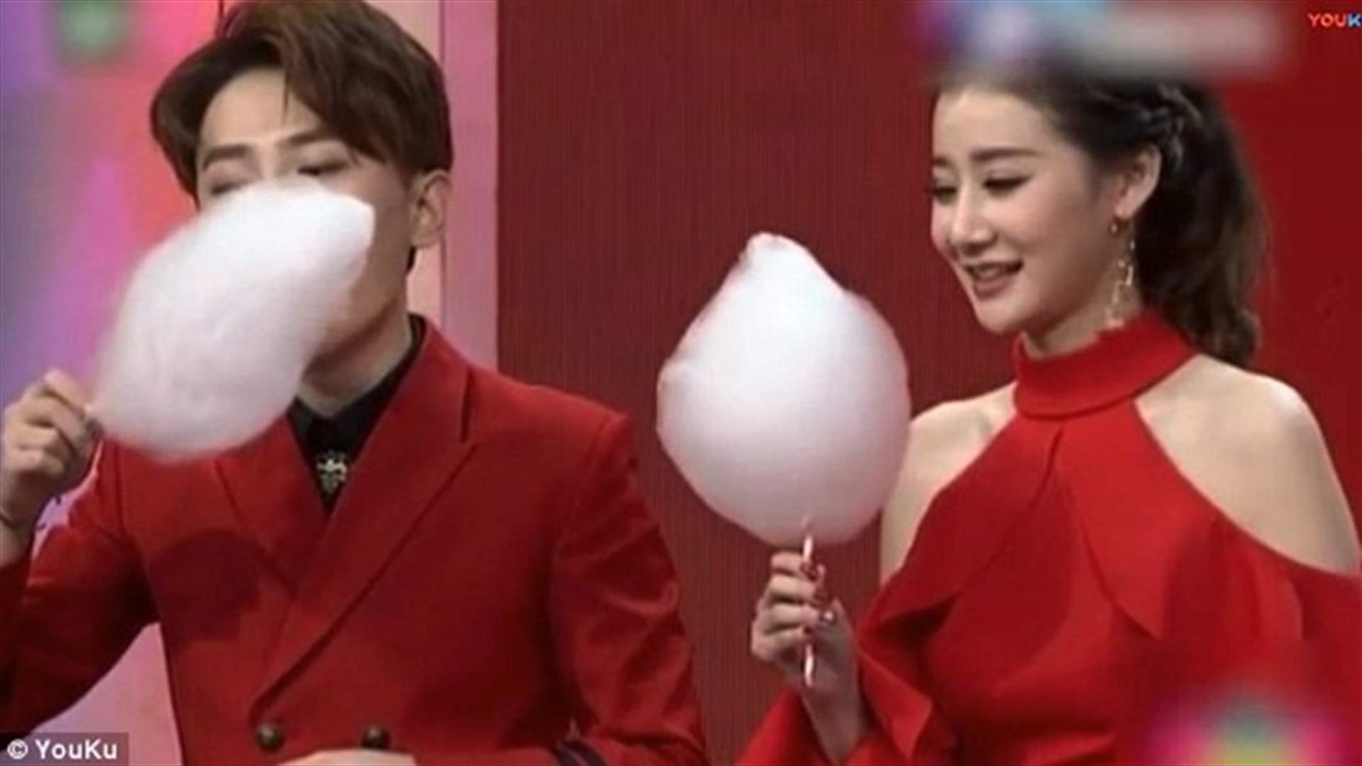 فيديو ينال 7 ملايين مشاهدة لمقدمة برامج تتناول غزل البنات في 3 ثوانٍ