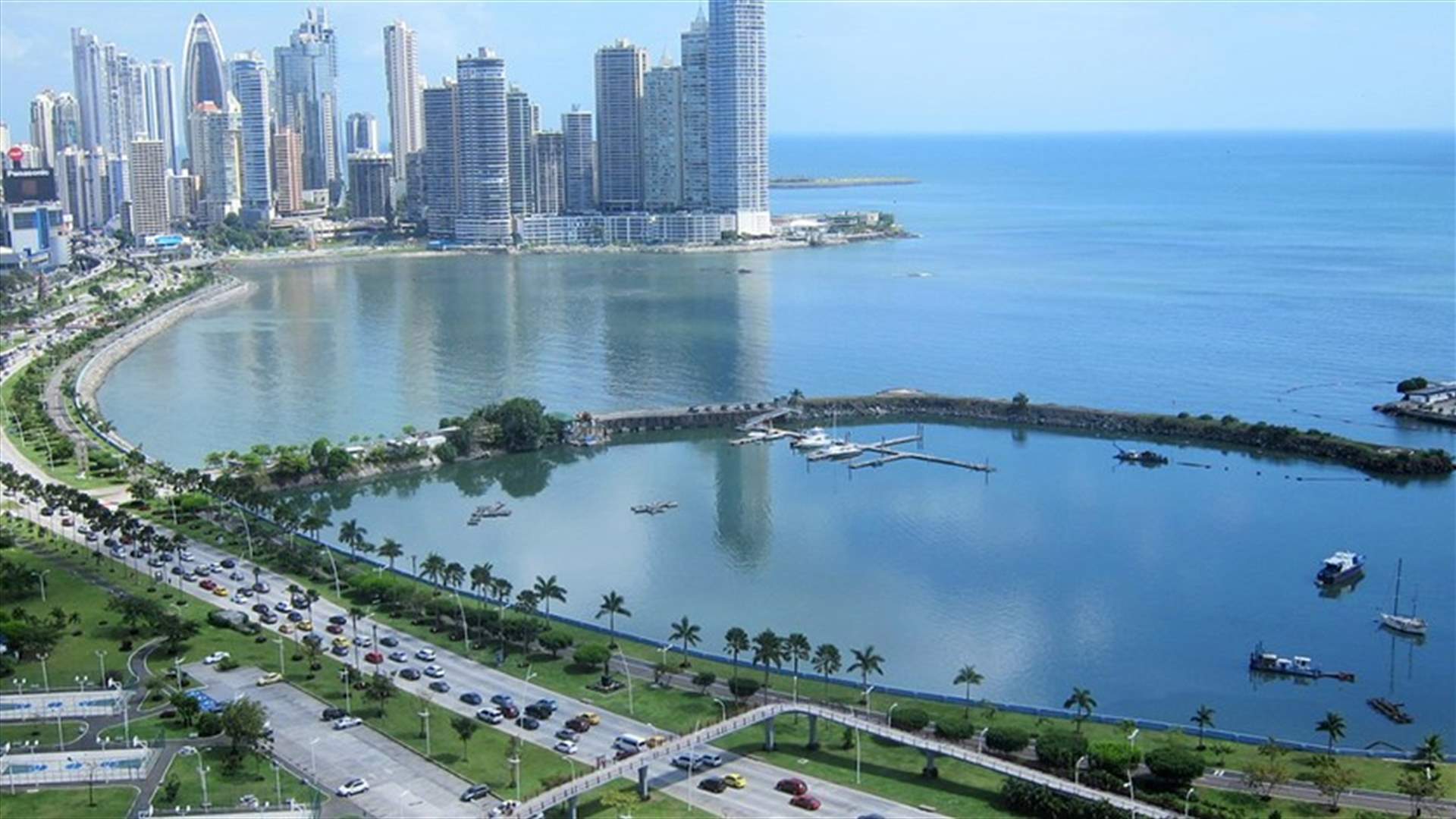 بنما ستسحب سفيرها من فنزويلا