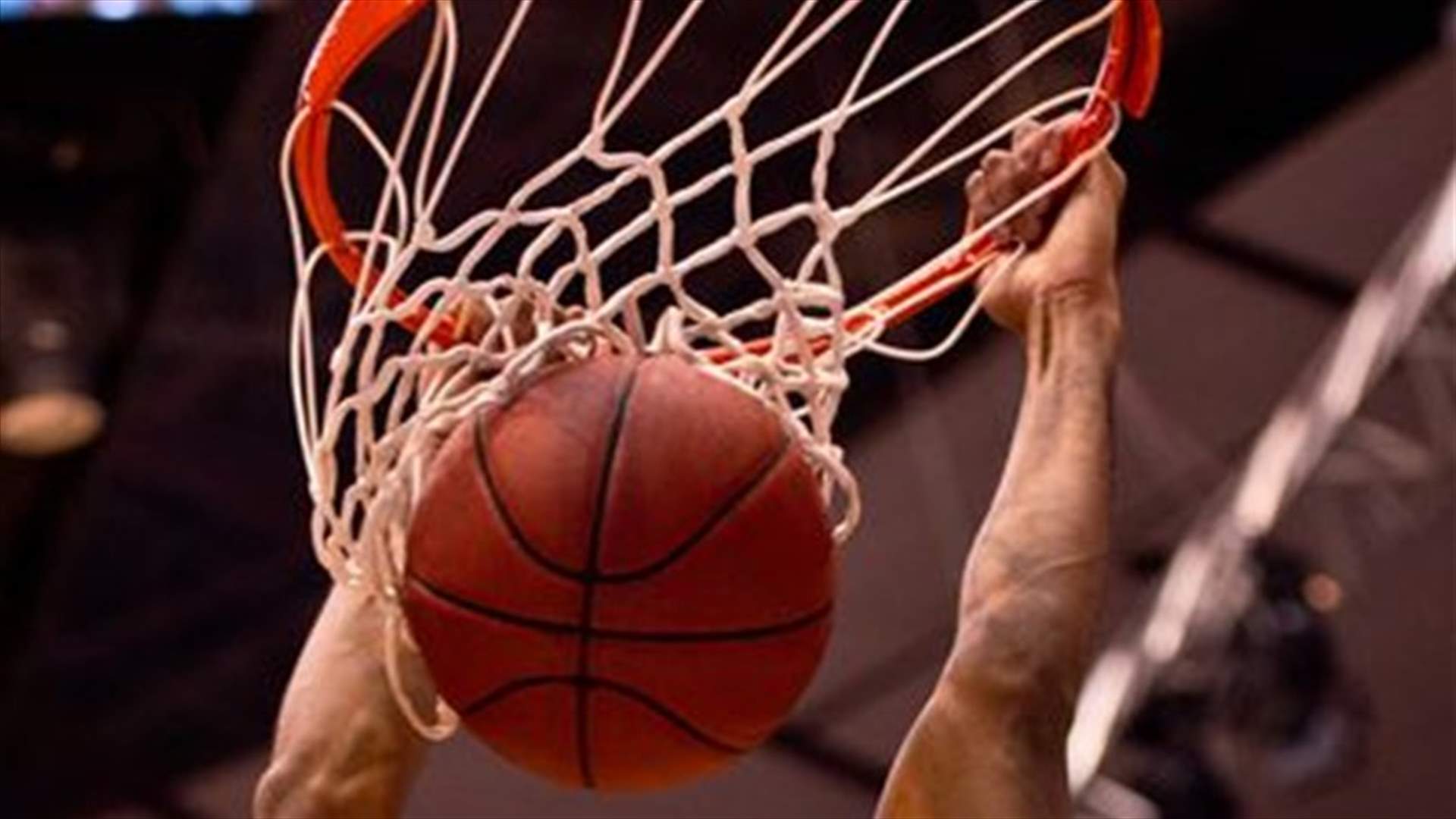 انتهاء مسيرة لاعب كرة سلّة... بسبب طول قامته!