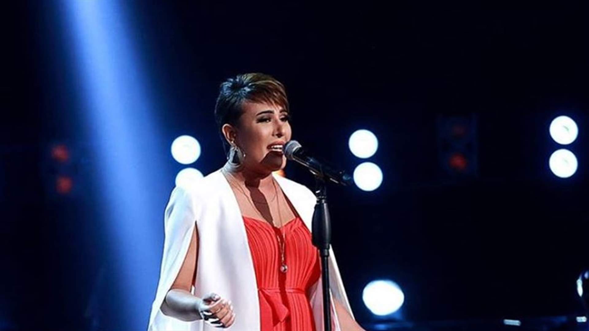بالفيديو- مرة جديدة رانا عتيق تأسر قلوب المدربين والمشاهدين بصوتها وأدائها في The Voice