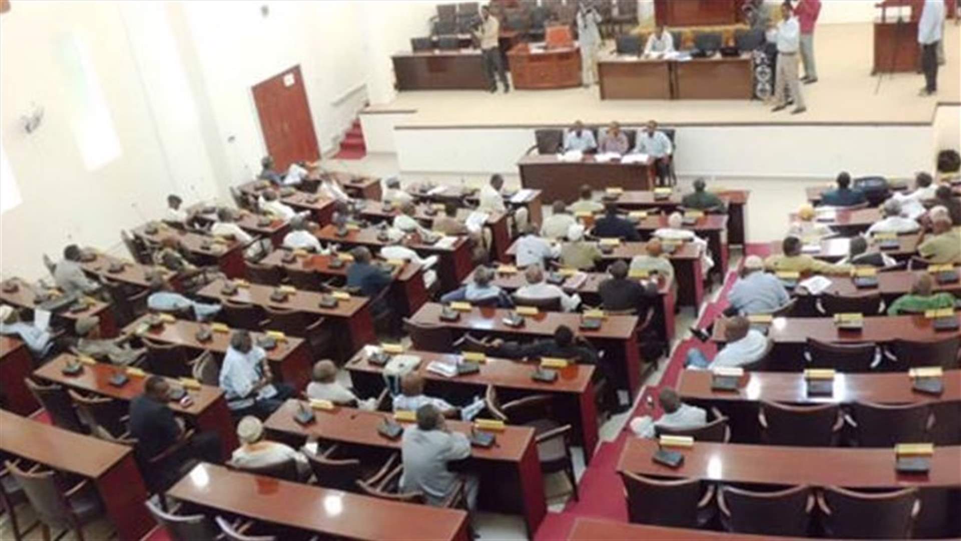 استقالة رئيس البرلمان الصومالي قبل اقتراع على سحب الثقة منه