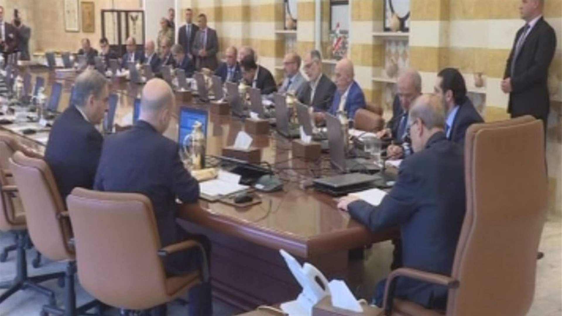 سجال حاد بين باسيل وحسن خليل... هذا ما دار بينهما في جلسة الحكومة