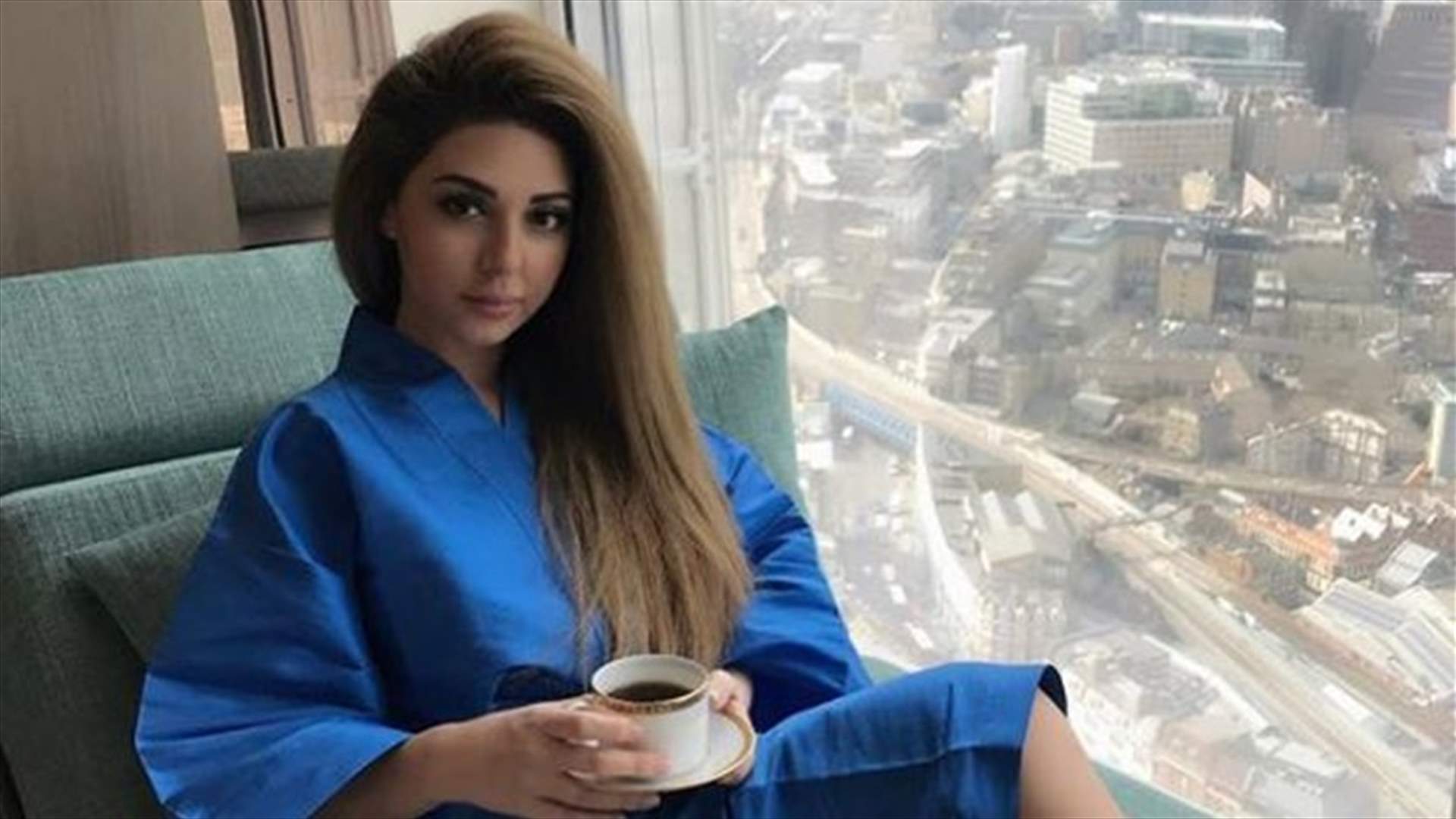 بالصور- قميص ميريام فارس الشفاف يضعها في موقفٍ محرج