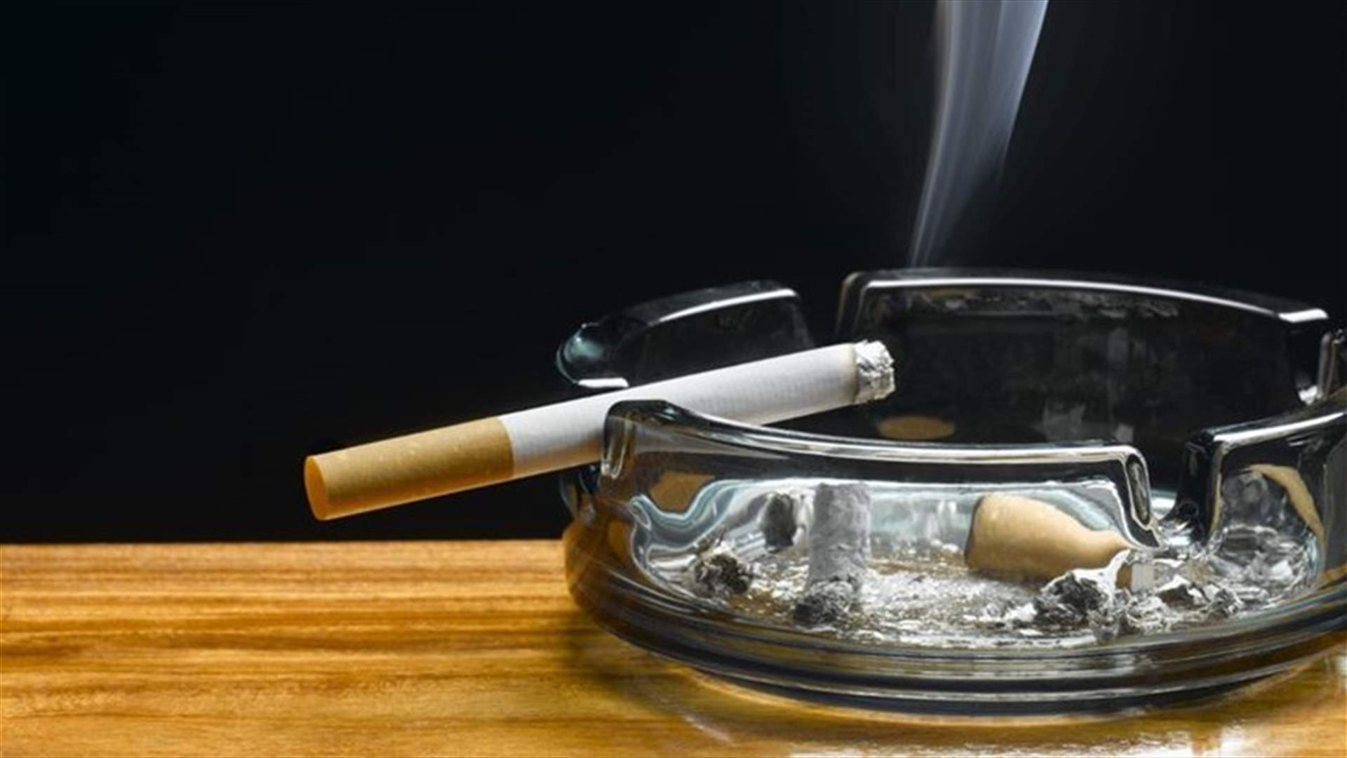 طرق سهلة لإزالة رائحة الدخان من المنزل