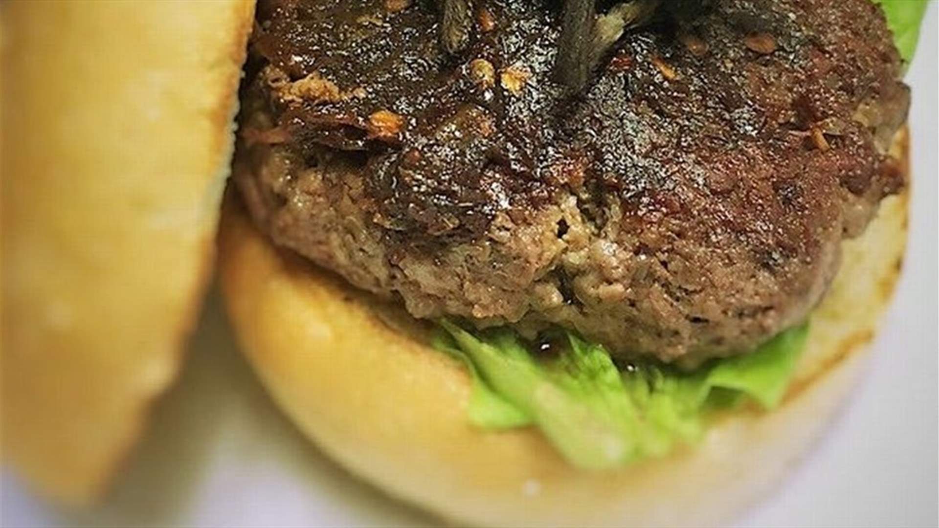بالصور – برغر بـ 30 دولاراً... ومكوّن سري!