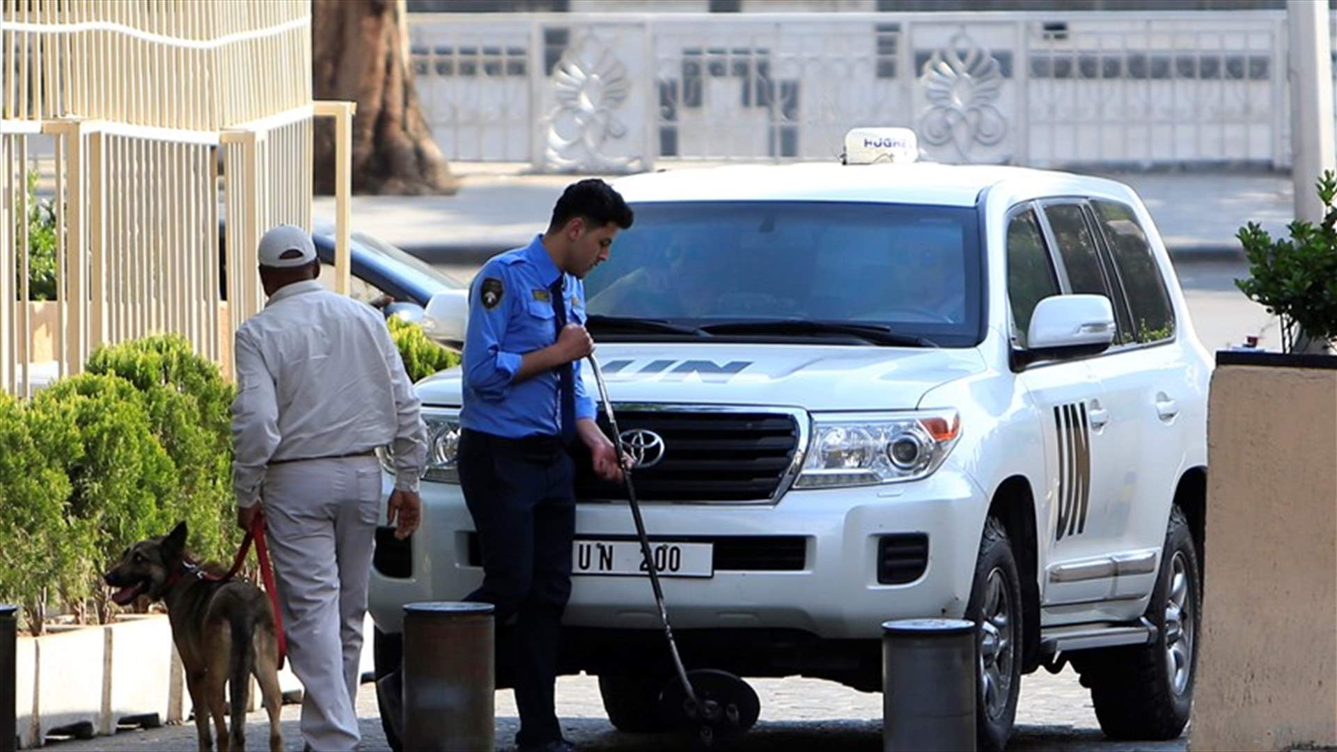ما الذي يعرقل دخول خبراء منظمة حظر الاسلحة الكيميائية الى دوما؟
