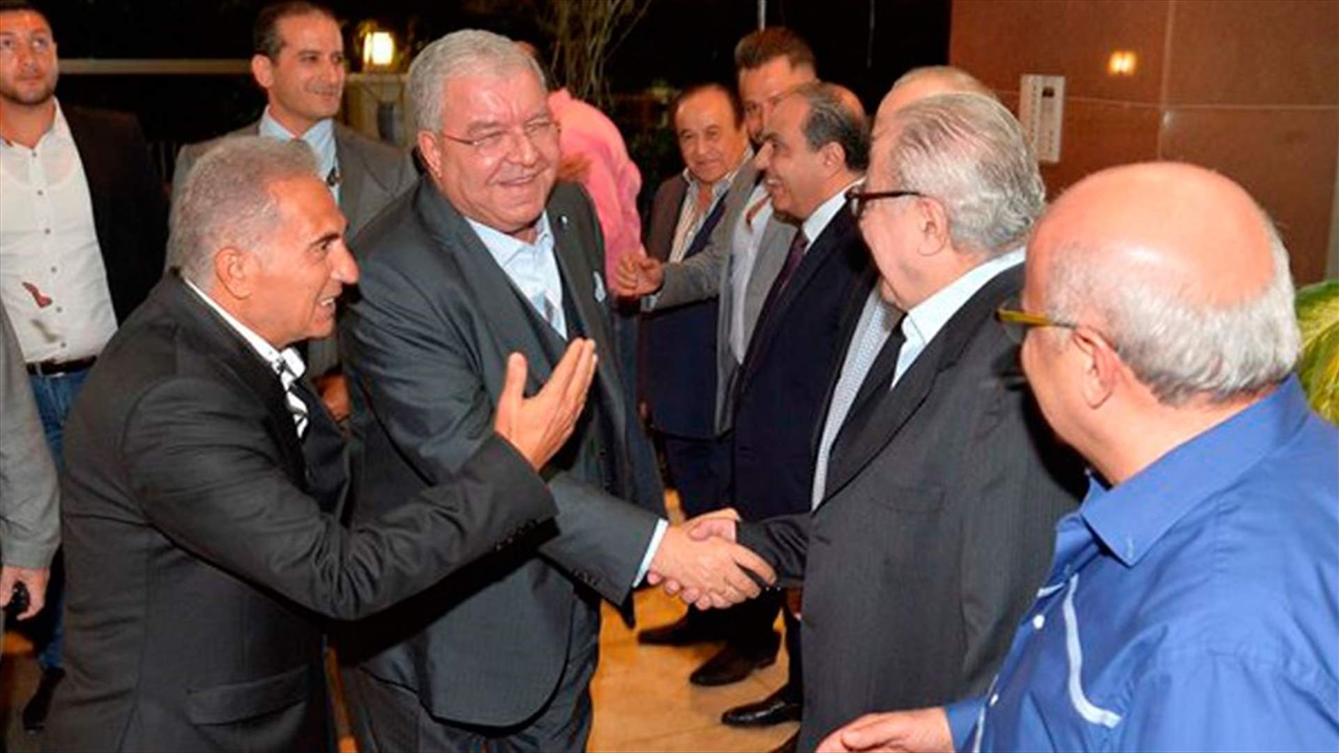 المشنوق في لقاءات بيروتية: المعركة سياسية أكثر مما هي انتخابية