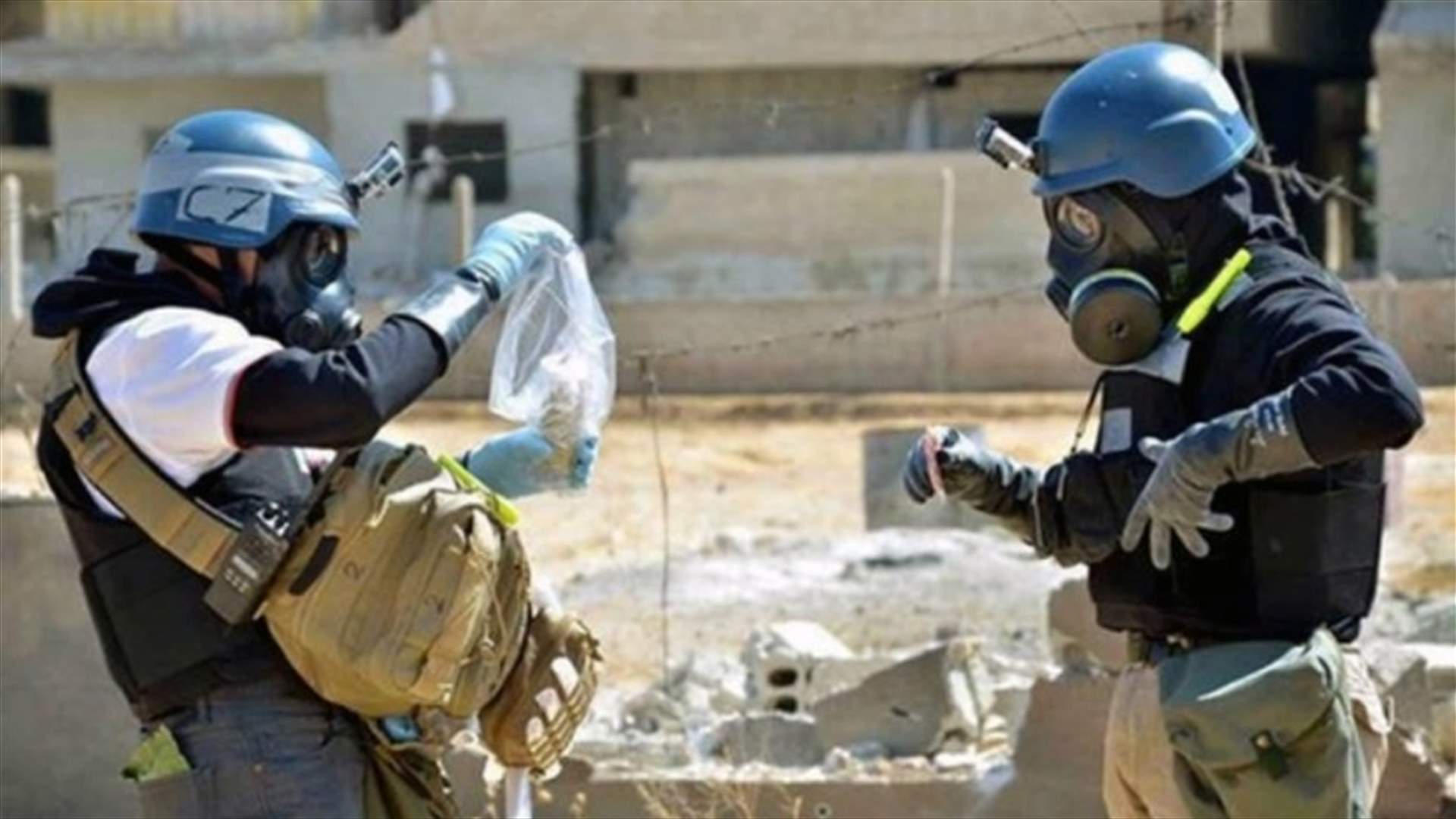 دخول محققي منظمة حظر الأسلحة الكيميائية الى دوما...