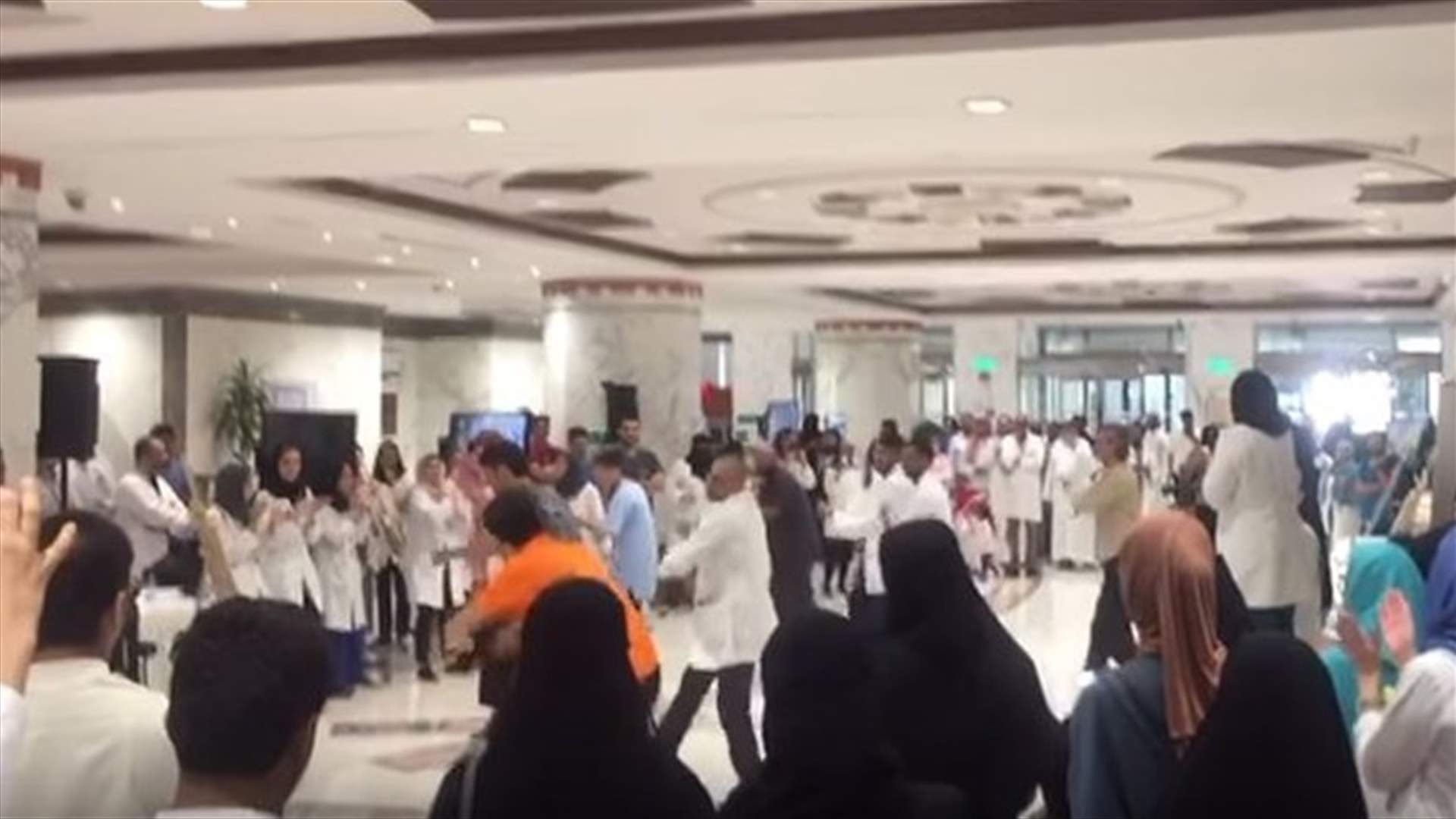 بالفيديو-رقص داخل مستشفى في دولة عربية...والادارة توضّح