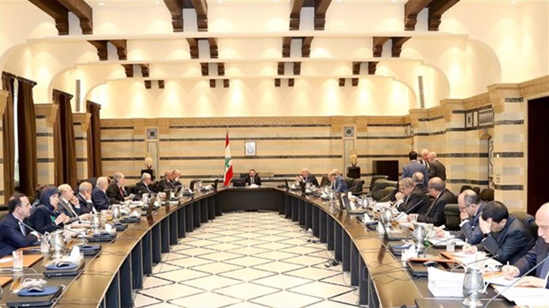 مجلس الوزراء أقر دوام العمل في القطاع العام...