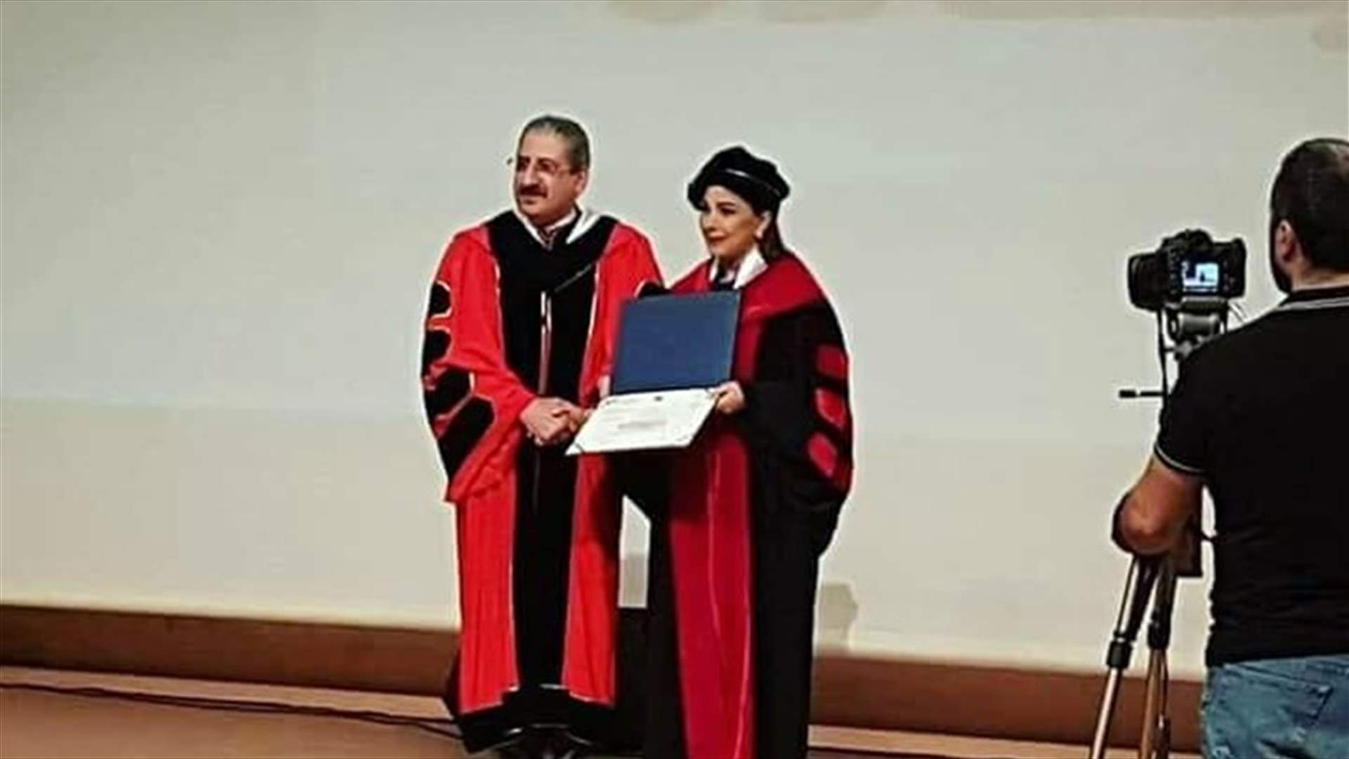 في عيدها الـ٦٧... الجامعة اللبنانية تمنح ماجدة الرومي شهادة دكتوراه فخرية