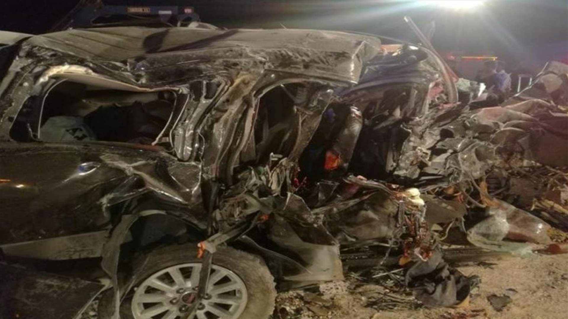 مصرع نائب اردني وزوجته وثلاثة من ابنائه في حادث سير