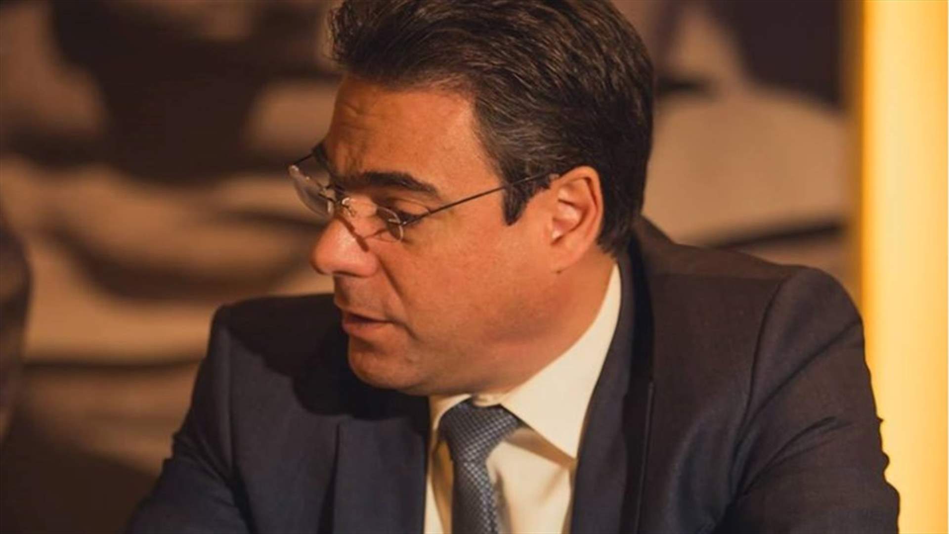 صحناوي تقدم بشكوى ضد فرعون بجرم القدح والذم