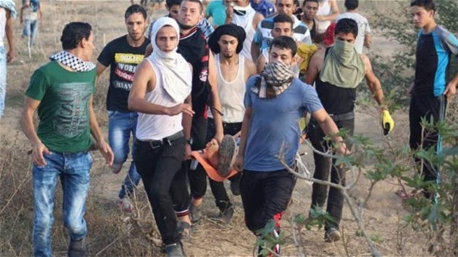وفاة فتى فلسطيني متأثرا بجروحه في قطاع غزة