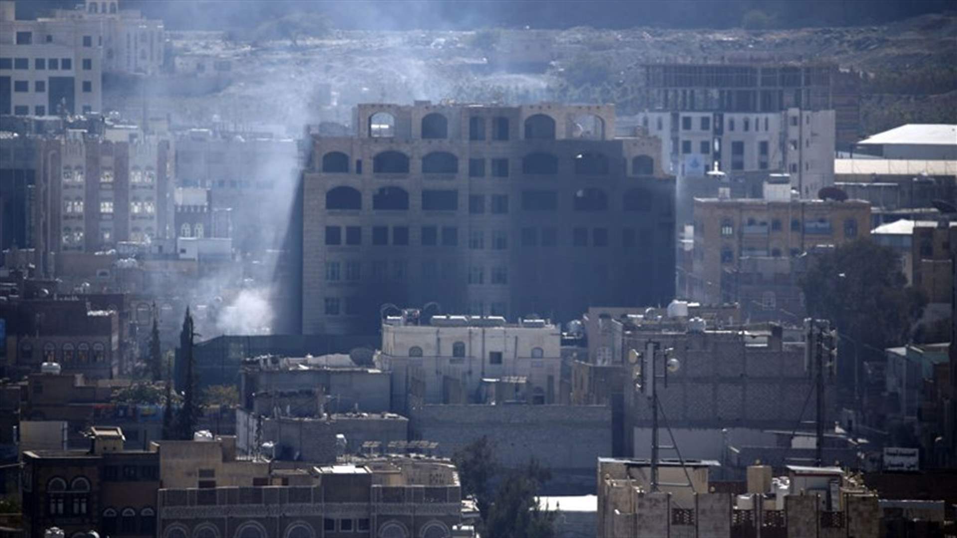 مقتل عشرات الحوثيين من بينهم قياديين في غارة على صنعاء