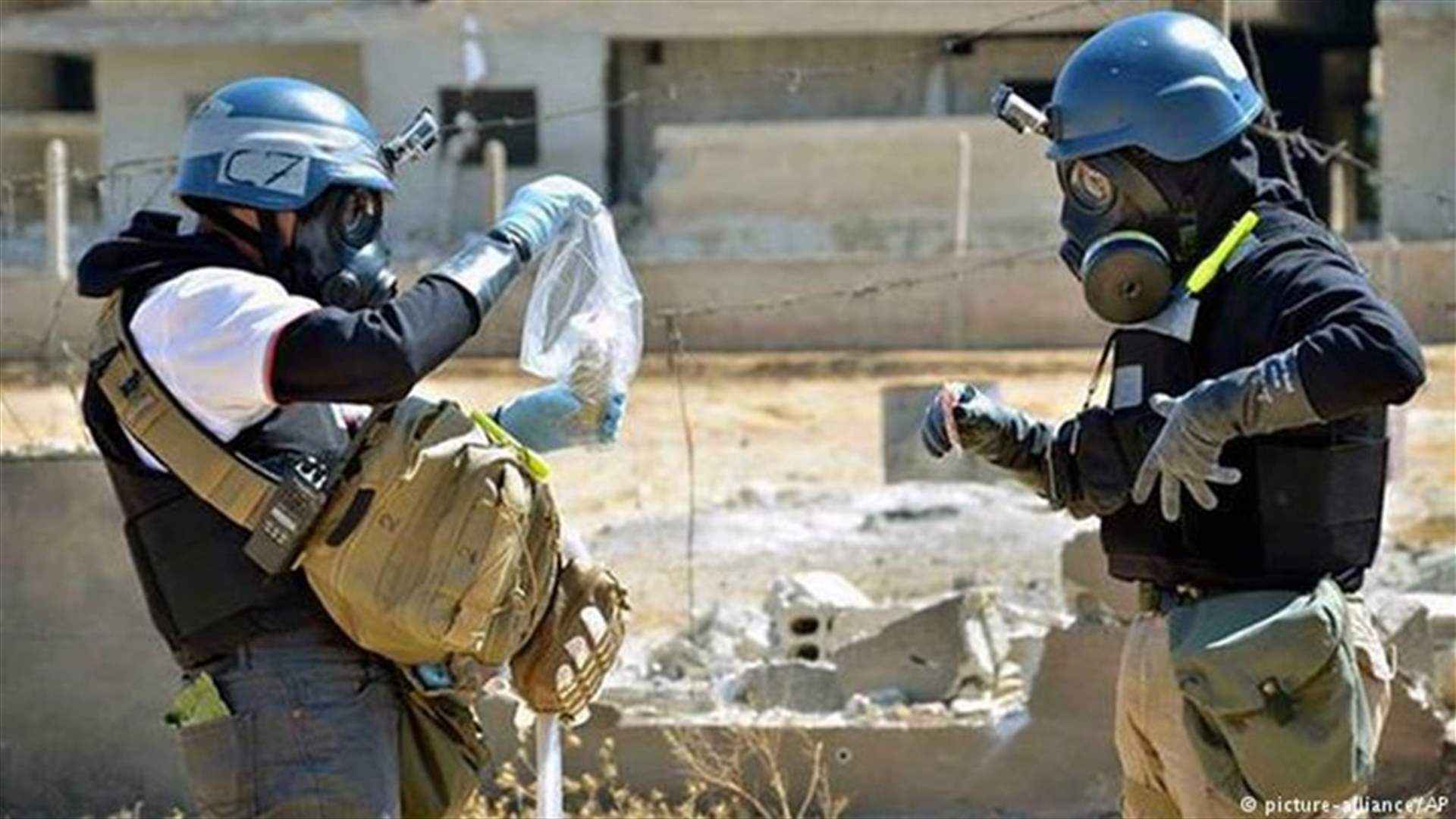 مفتشو الأسلحة الكيميائية عادوا من دوما السورية