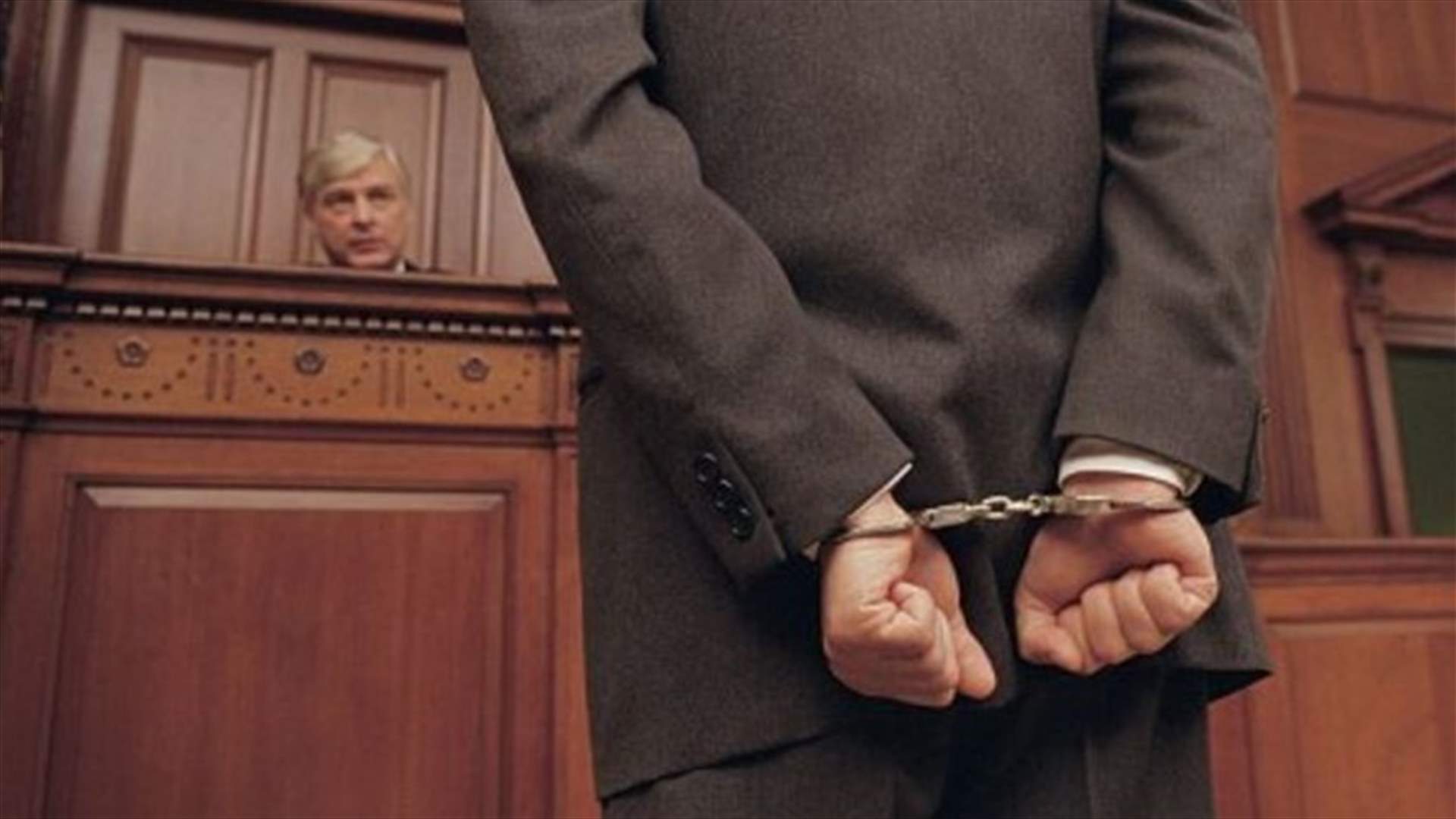 بالفيديو- شاهدوا كيف هرب متهّم محنّك من قاعة المحكمة