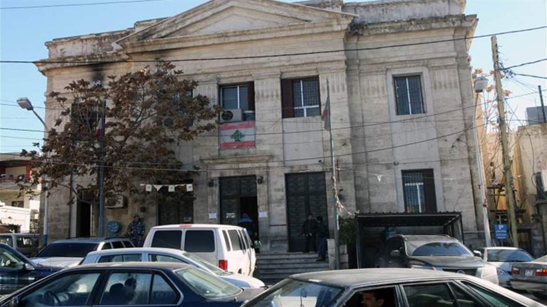 غرفة العمليات المركزية في الداخلية: لا صحّة للأخبار عن اقتحام سرايا بعلبك... والجيش يؤمّن حماية المكان