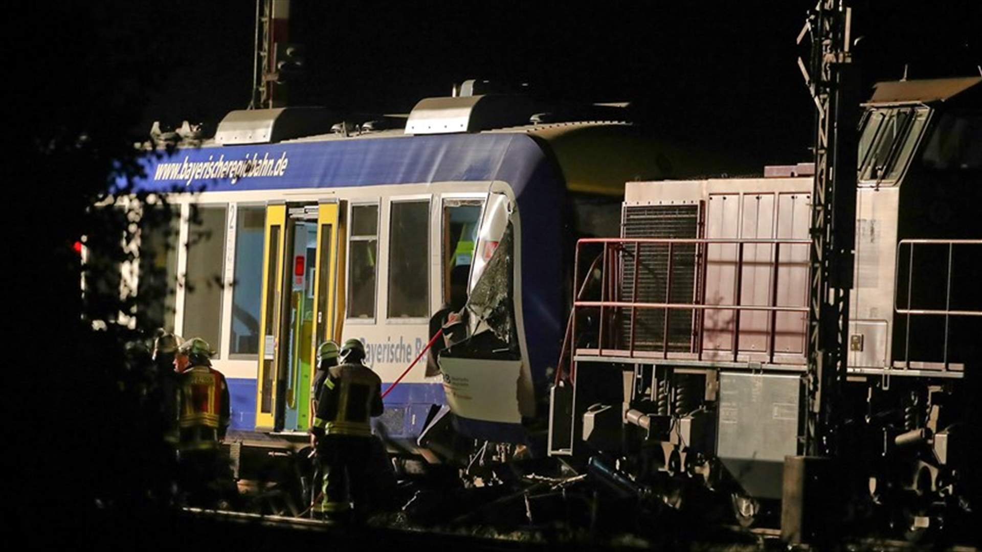 قتيلان و14 جريحا في تصادم بين قطارين في ألمانيا
