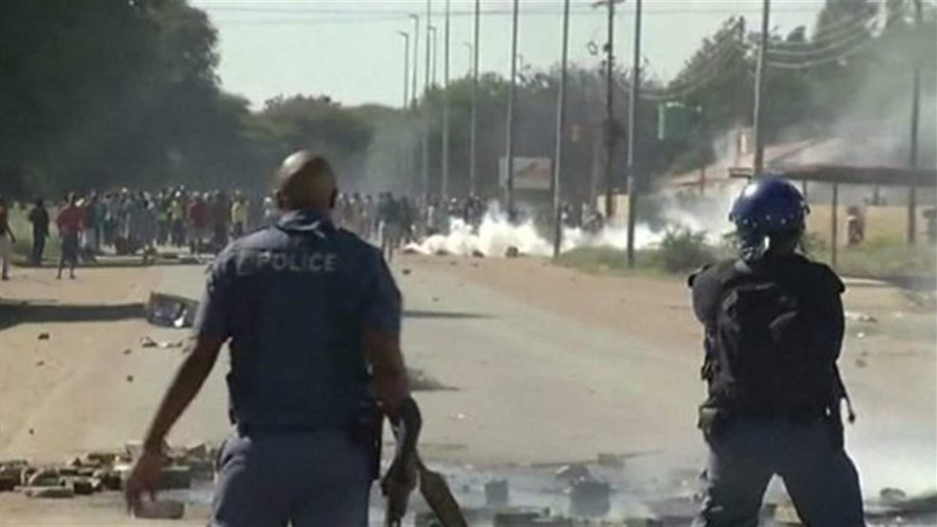 العثور على ما يشتبه أنها عبوة ناسفة في مسجد بجنوب أفريقيا