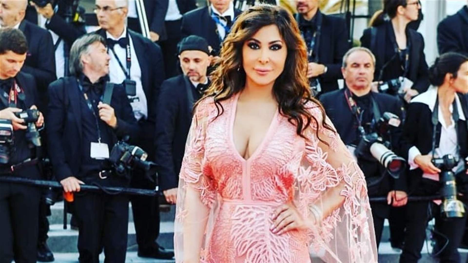 بالصور – هكذا دعمت إليسا فيلم نادين لبكي في كان