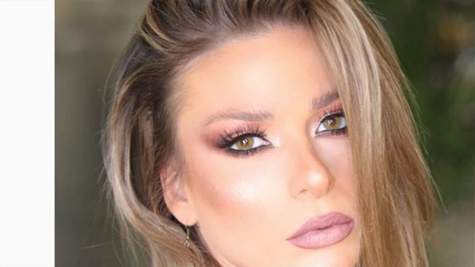 بالصور- باميلا الكيك تسحر الجمهور بجمال عينيها.. فهل ارتدت العدسات اللاصقة؟