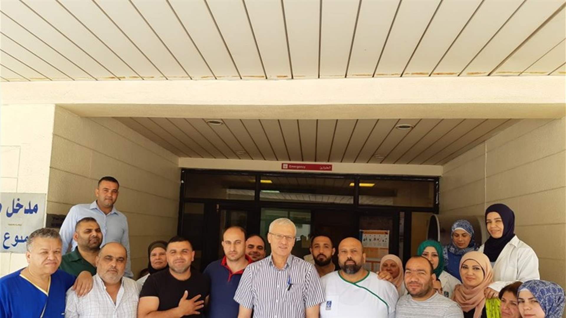 موظفو مستشفى صيدا الحكومي مستمرون في اضرابهم...