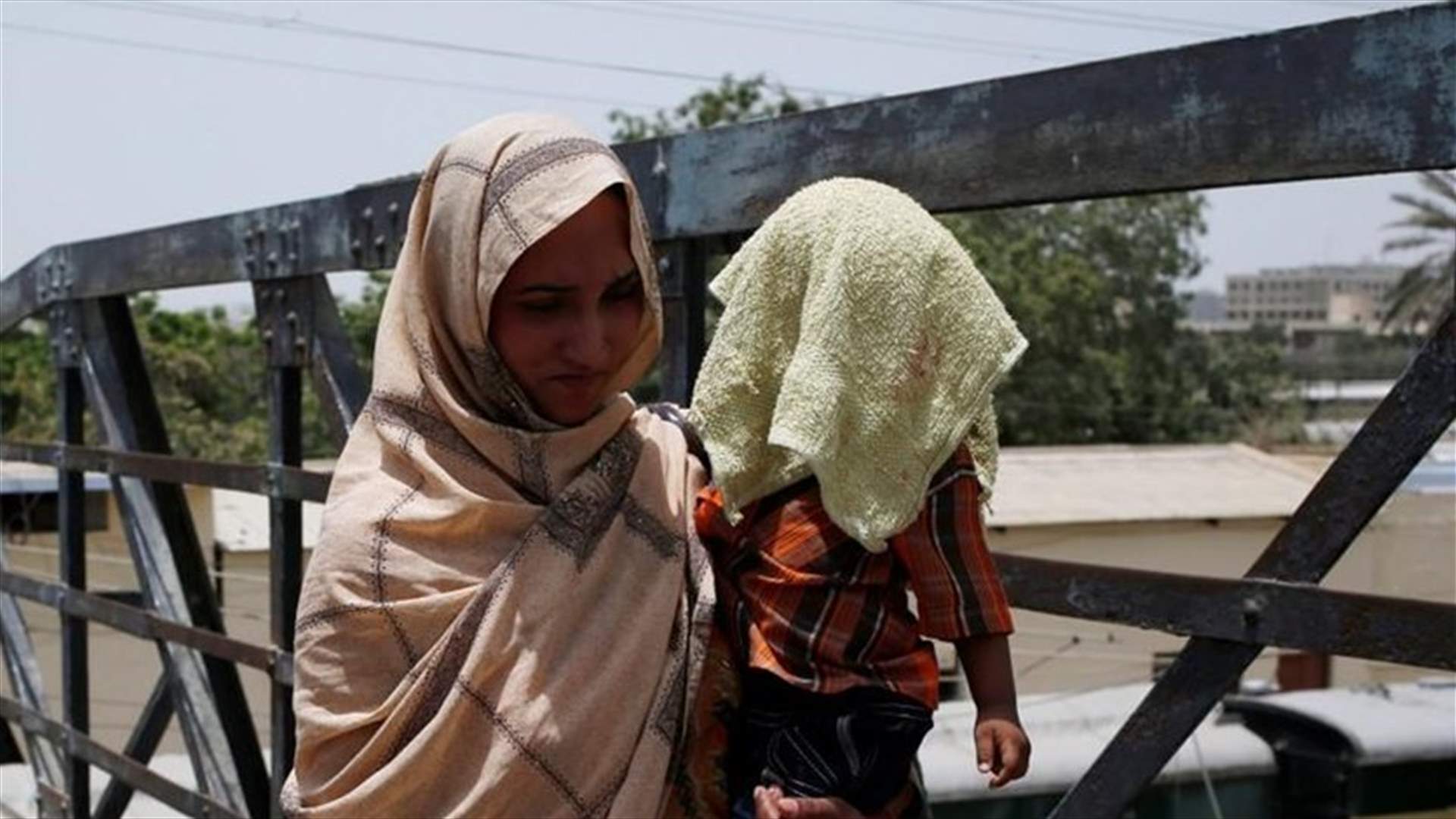 وفاة 65 شخصا في موجة حر بمدينة كراتشي الباكستانية