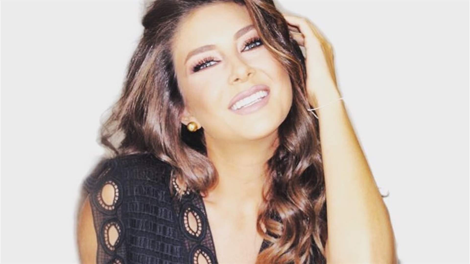 بالصورة- سالي جريج تستقبل مولودها الجديد